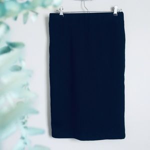 🆕🎉 NWOT Black Stretchy Pencil Skirt